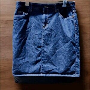 Apostrophe Petite Blue Jean Skirt Denim Womens Sz 10 P Knee Length Slit Pockets